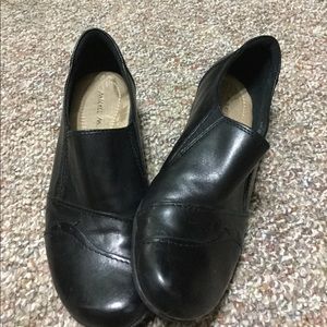 Woman’s Michel M. Shoes black size 10